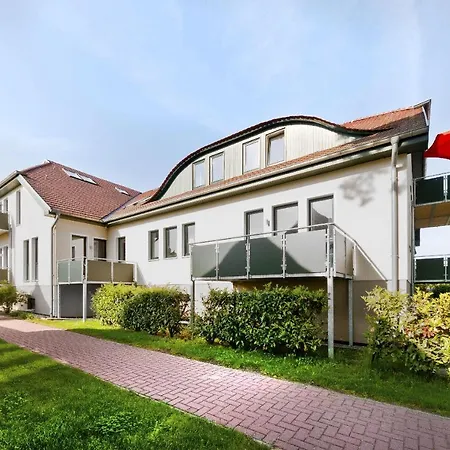 Hoftresidenz Fewo 11 Terrasse Appartement Alt Reddevitz